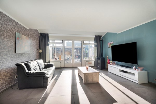 Bunschoten-Spakenburg - Kubboot 22 - Meerwaerde Makelaars-10.jpg